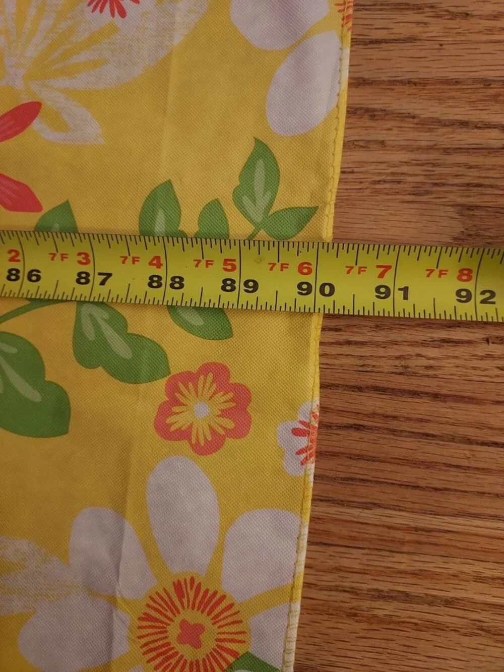 Vinyl Table Cover Vintage 1970s Picnic Flannel Backed 52